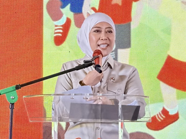 Indonesia Gunakan Permainan Tradisional untuk Atasi Kecanduan Digital Anak-anak 인도네시아 아동 디지털 과몰입 대응에 전통놀이 활용.jpg